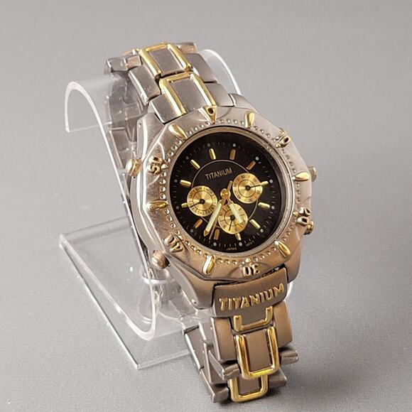Vintage Titanium Chronograph Wristwatch - Two-Tone Band, Japan Quartz Movement - Picture 4 of 16